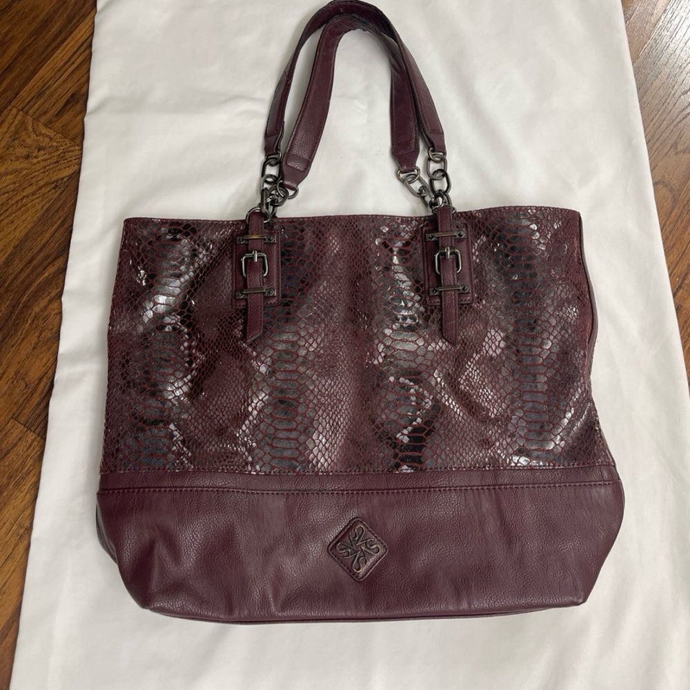 Vera Wang Purse